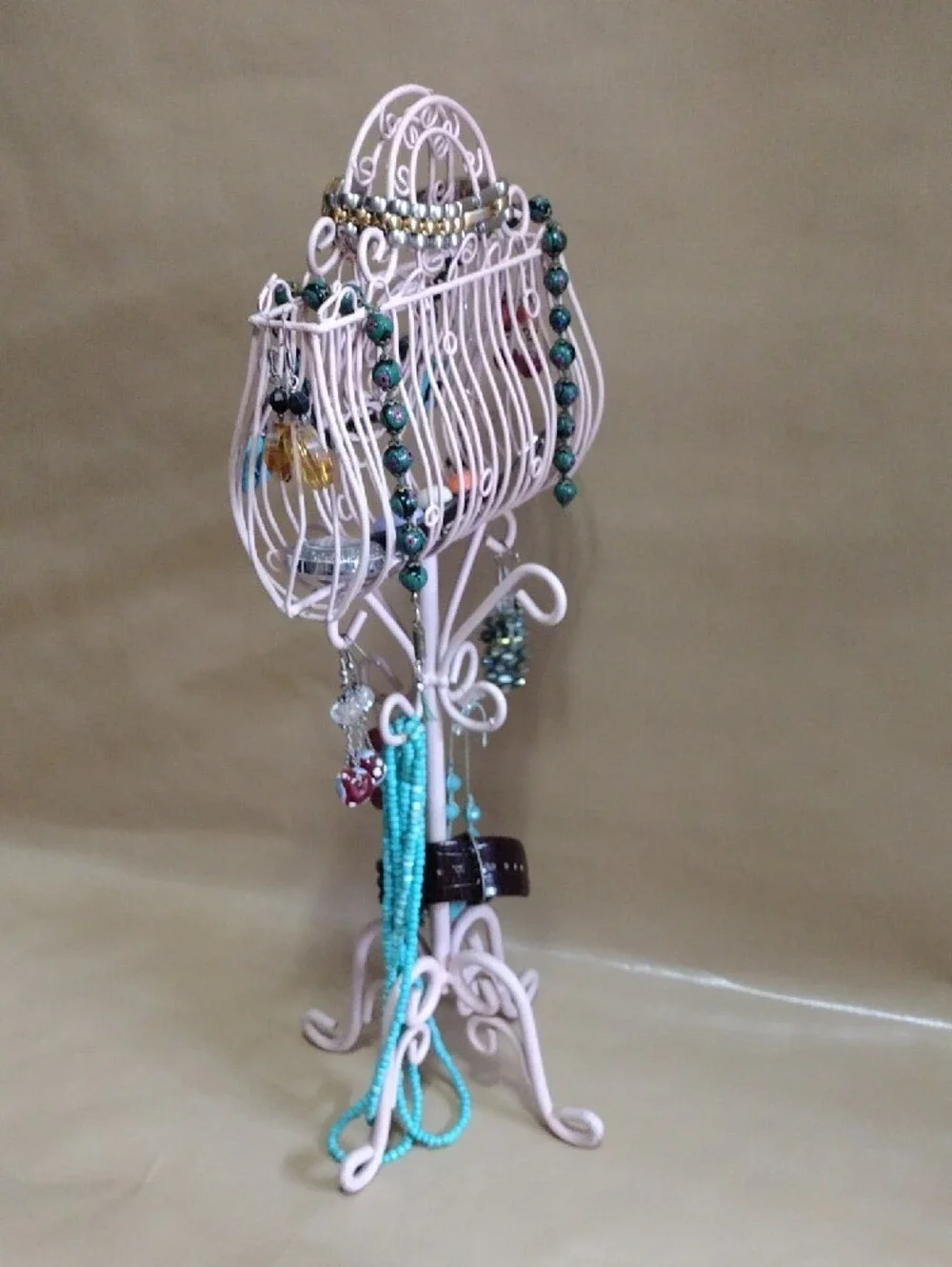 Pink Wire Rose Purse Jewelry Stand For Earrings Pins Chains Watch Dresser Accent